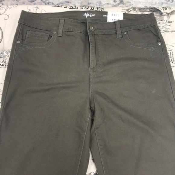 Style & Co Petite Tummy-Control Straight-Leg Jeans - Picture 9 of 10